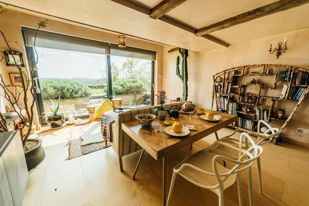 Romantic Country Annex With Views - 10 Min To Bath Cold Ashton Zewnętrze zdjęcie